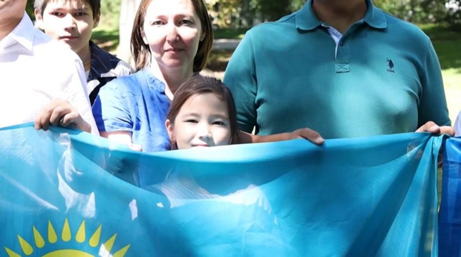 Parijda Abay kuni nishonlandi 🇰🇿