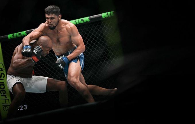 Bogdan Guskov Ruziboyev mag‘lubiyatiga munosabat bildirdi 🥊