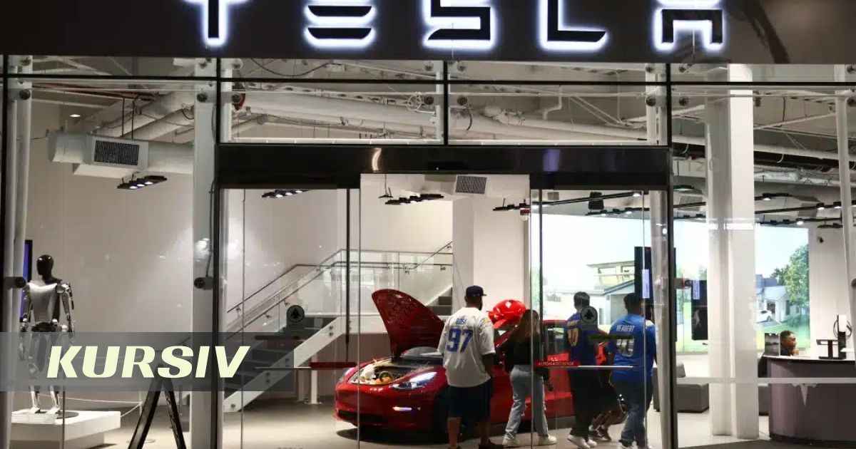 Tesla yangi Roadster ustida ishlamoqda 🏎️