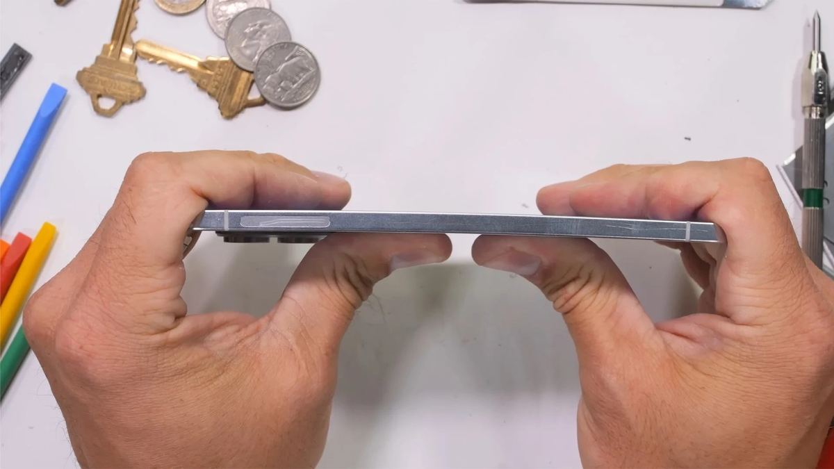 Galaxy S25 Edge chidamlilik sinovidan o'tdi 📱