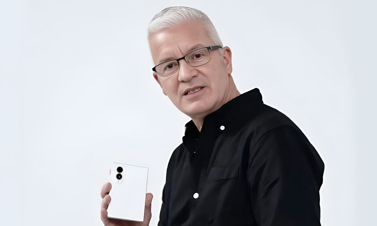 Samsungdan yana bir Tim Kuk reklama 📱