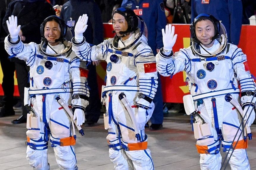 🚀 Xitoylik kosmonavtlar Tiangong stansiyasiga yetib keldi