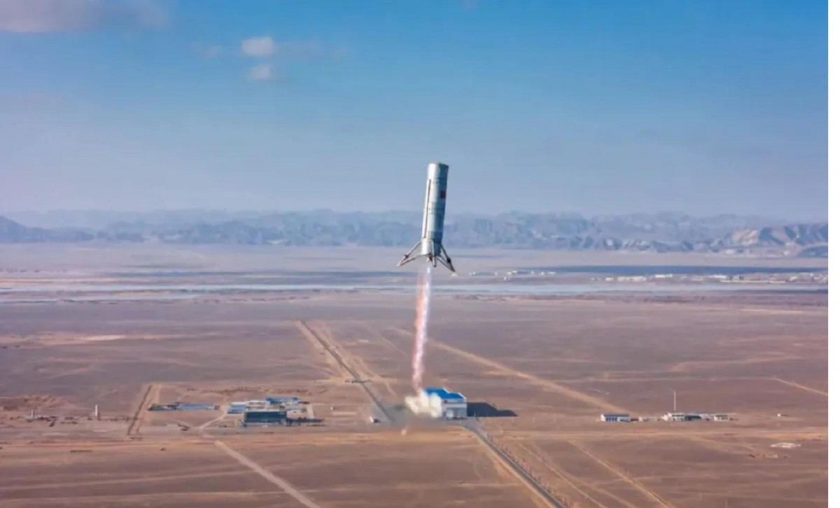 Xitoy ikkita ogʻir qayta foydalaniladigan raketa yaratmoqda 🚀
