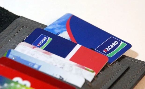 Plastik kartalar soni cheklanadimi? 💳
