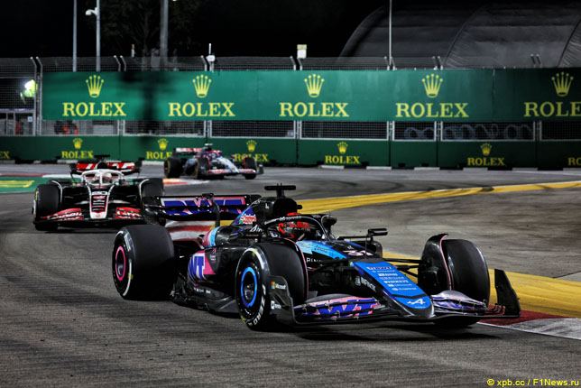 Alpine Singapurda ochrosiz qoldi 🏎️