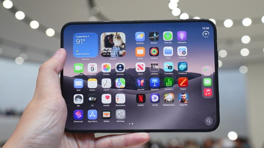 Apple kompaniyasining yangi buklanuvchi smartfoni 📱